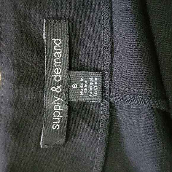 NWT Supply & Demand | Black Side Zip Ankle Pants with Front Slits - Picture 6 of 6